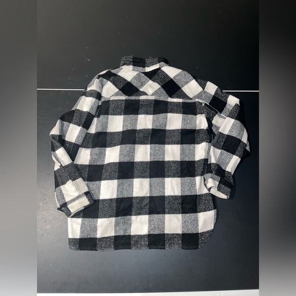 SHEIN Plaid Shacket – Size Medium - Picture 2 of 6